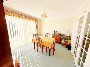 Dining Room- click for photo gallery